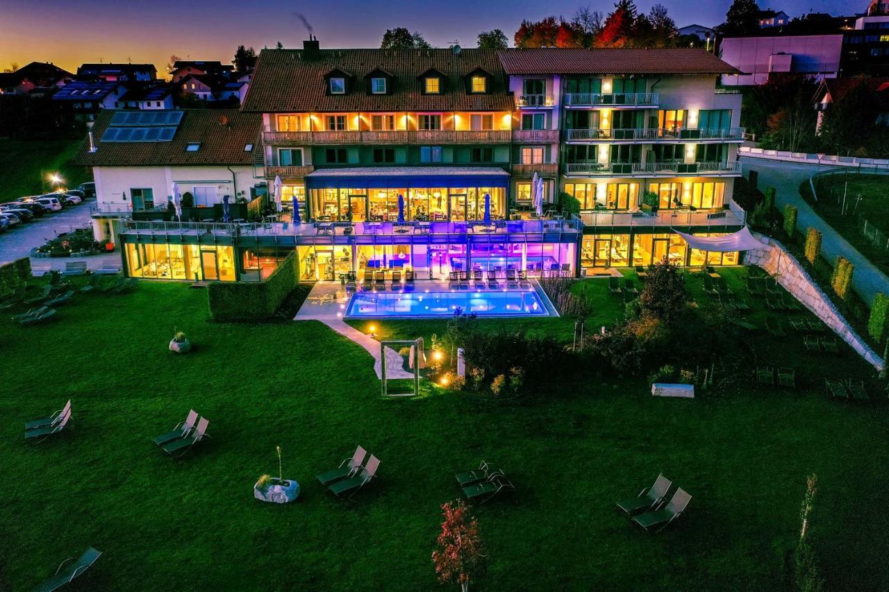 Landrefugium Obermüller Balancehotel Untergriesbach Exterior foto